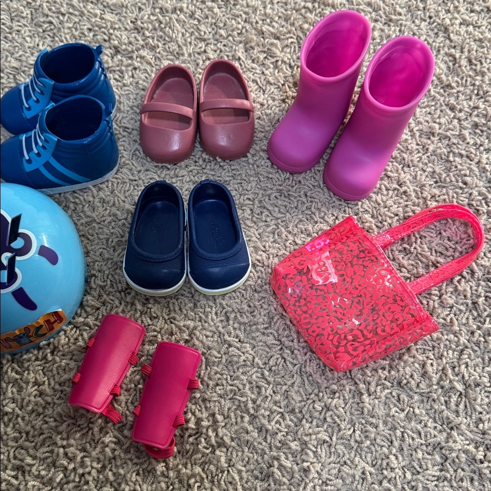 18" Doll Accessory Bundle – Perfect for American Girl, Our Generation & More! - Picture 4 of 4